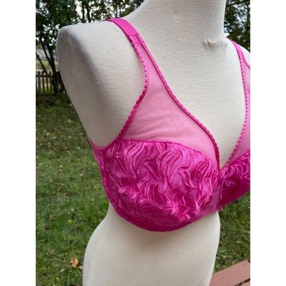 Playtex Underwire Bra Size 40DD Raspberry Embroidered - Picture 2 of 11